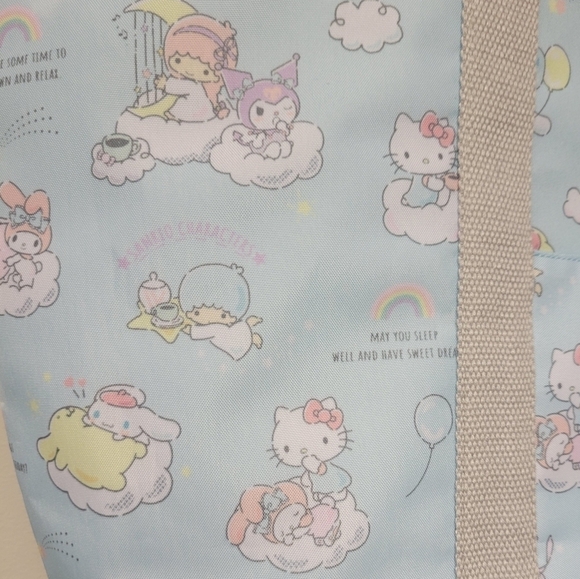 Sanrio Hello Kitty and Friends Extra Large Travel Tote weekend Bag - Picture 3 of 8